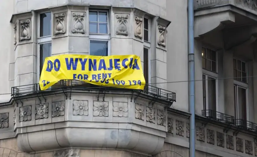 Czy za wynajem płaci się z góry? Oto co musisz wiedzieć o czynszu