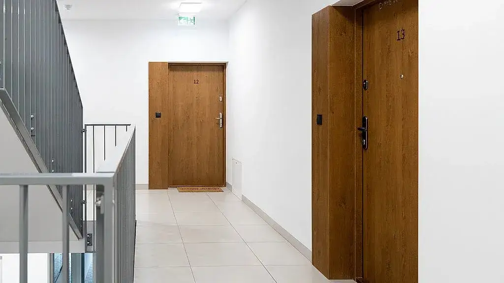 Zdjęcie Czy można połączyć dwa mieszkania w bloku? Poznaj kluczowe zasady