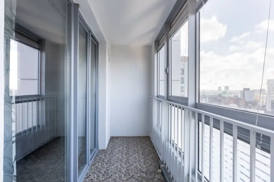 Jak zabudować balkon w bloku, by uniknąć błędów?